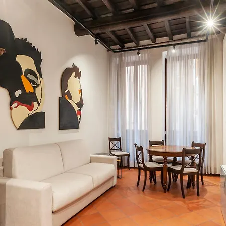 Lägenhet Brand New In The Heart Of Rome-for 5! Rom