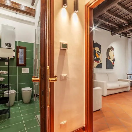 Brand New In The Heart Of Rome-for 5! Lägenhet *