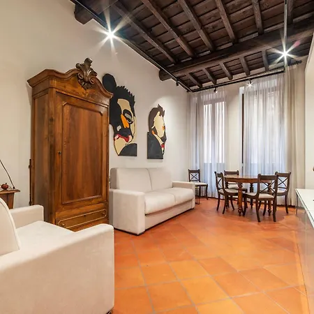 Lägenhet Brand New In The Heart Of Rome-for 5! Rom