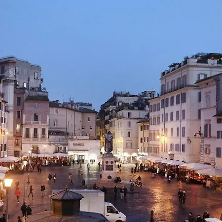 Brand New In The Heart Of Rome-for 5! Rom